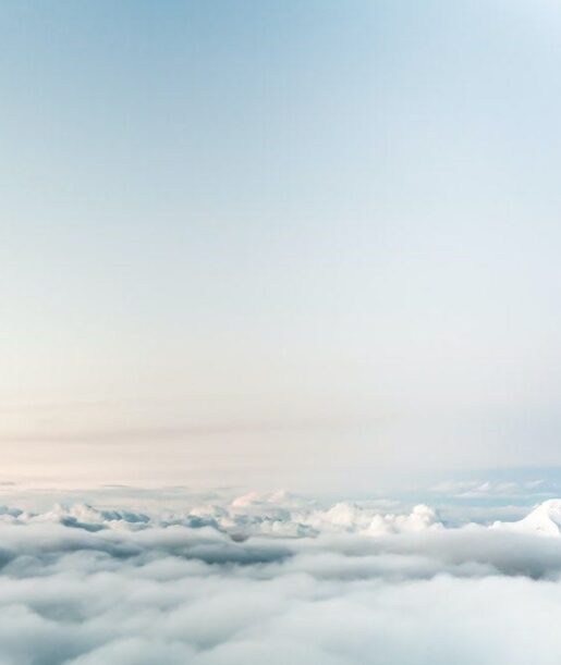 Blick über den Wolken - Symbol für neue Spiritualität